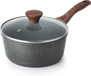Medium saucepan for cooking the rice