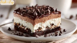 Easy No-Bake Chocolate Lasagna Cake