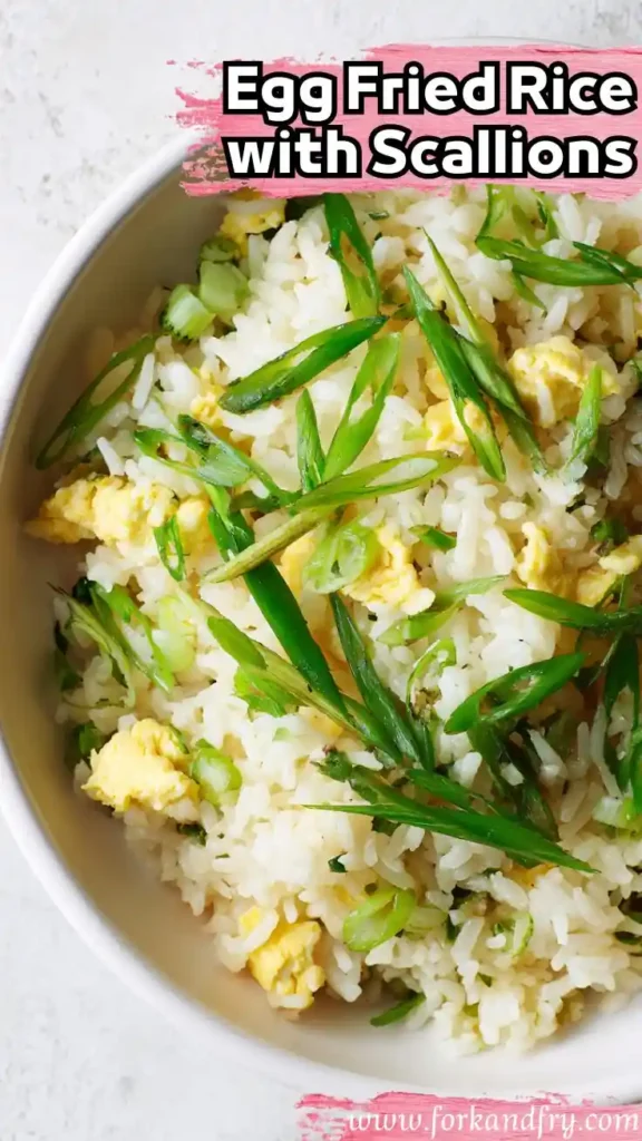 Egg Fried Rice with Scallions – Quick, Flavorful, and Fresh Bowl of egg fried rice with vibrant green scallions and fluffy scrambled eggs