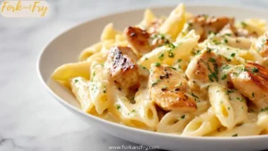 Creamy Garlic Parmesan Chicken Pasta (Skillet)