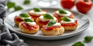 Fresh Mini Margherita Pizza Bites